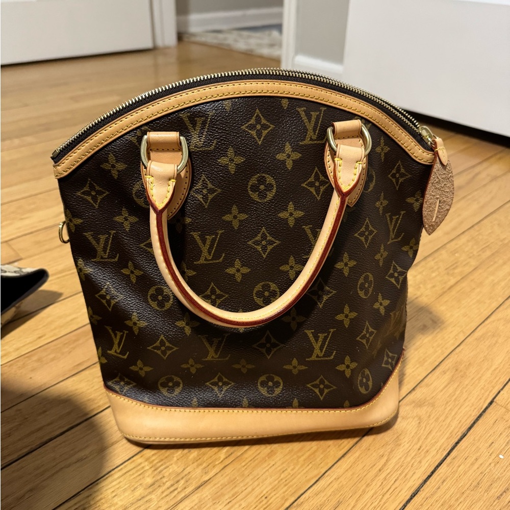 Louis Vuitton Brown Monogram Handbag
